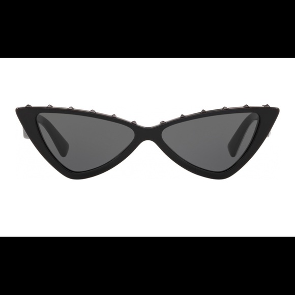 SOLD ON Ⓜ️ - Picture 2 of 10